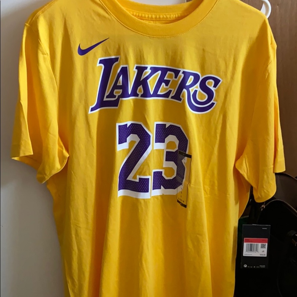 Lebron James shirt